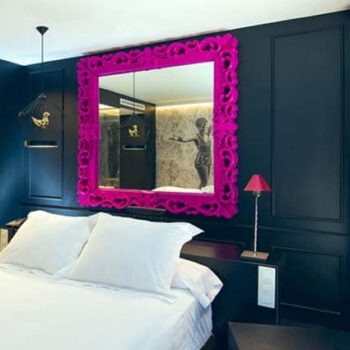 hotel-designer-ausstattung-xxl-spiegel-neo-barock-pink