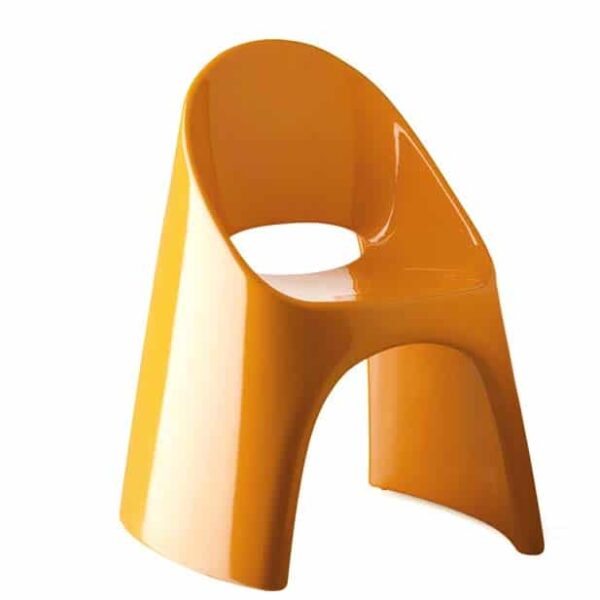 slide-amelie-designer-stuhl-outdoor-indoor-stapelbar-orange-lack