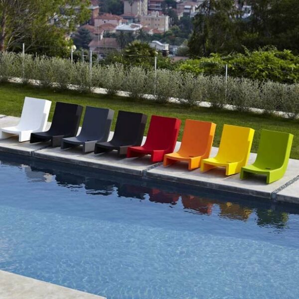 slide-design-twist-lounger-schaukelstuhl-gartenschau-hotelterrasse--poolmöbel-objekt-möbel-in-outdoor-farbig-pflegeleicht-mobil