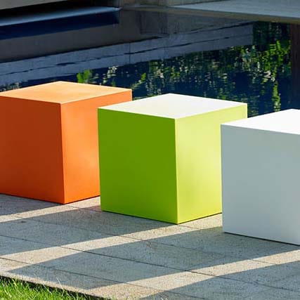 kunststoff-sitzwuerfel-design-40-50-cm-in-outdoor-farbwahl-1