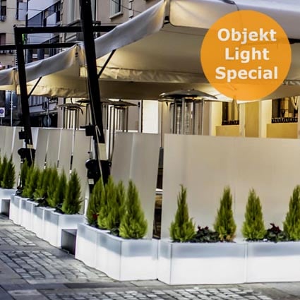 beleuchtete-pflanzkaesten-slide-prive-design-raumteiler-terrassen-begrenzung