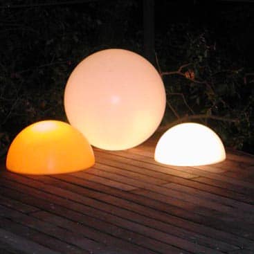 slide-globo-half-gartenbeleuchtung-leuchtkugel-halbkugel