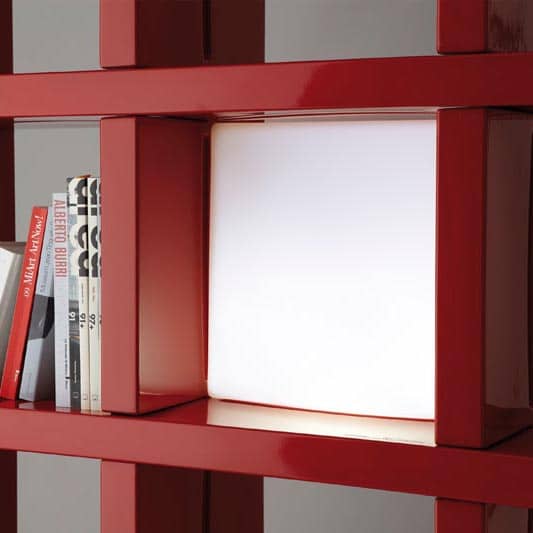 slide-mybook-quadro-beleuchtung-raumteiler-regal-my-book-indoor