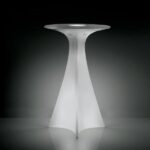 bartisch-stehtisch-beleuchtet-slide-jet-in-outdoor-designer-barmoebel