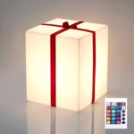 shop-schaufenster-geschenk-dekoration-rgb-led-beleuchtet-slide-merry-cubo