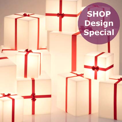 weihnachts-mall-shop-schaufenster-geschenk-dekoration-beleuchtet-slide-cubo-merry